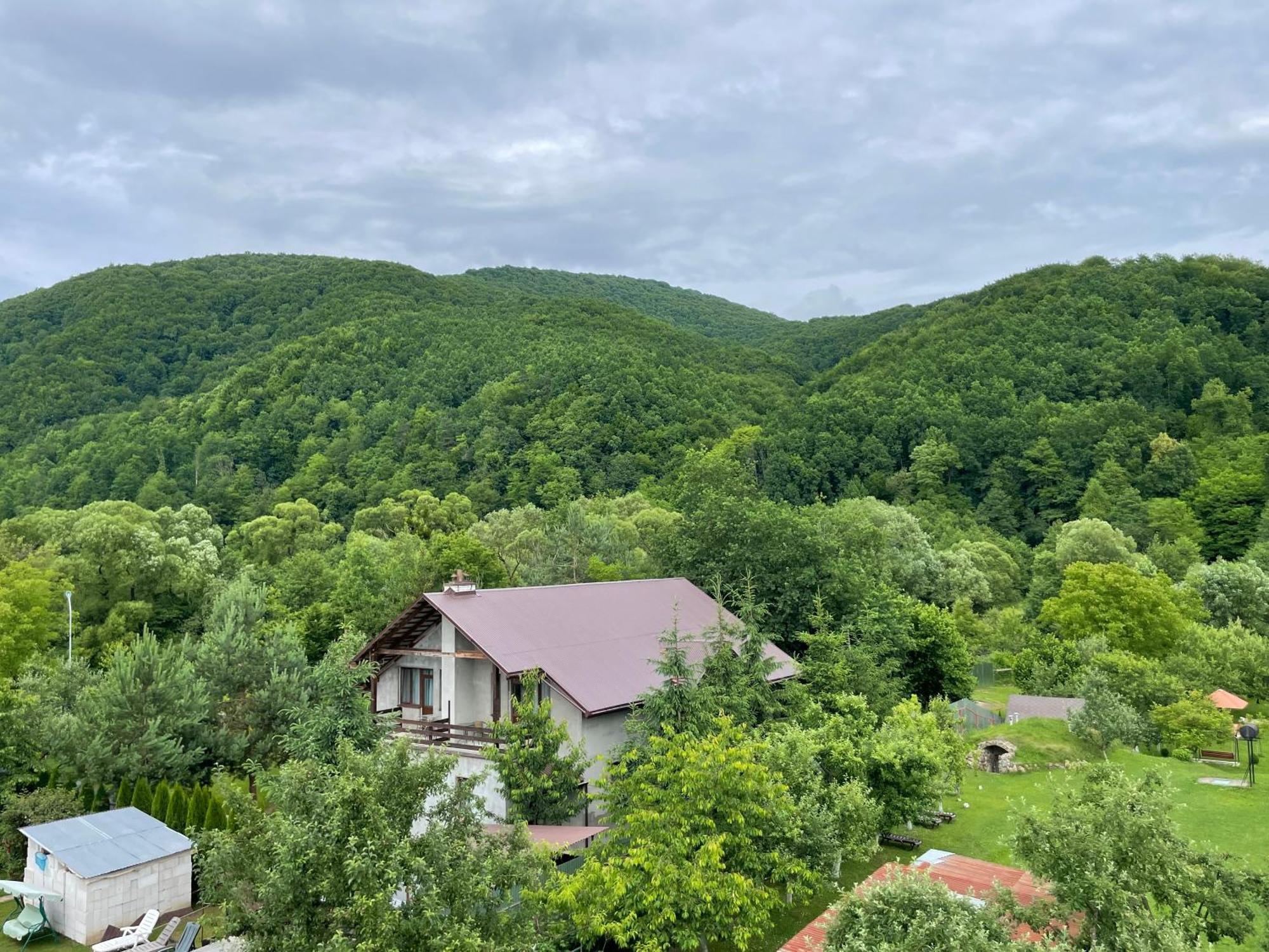 Hotel У Оксани Solotschyn Exterior foto